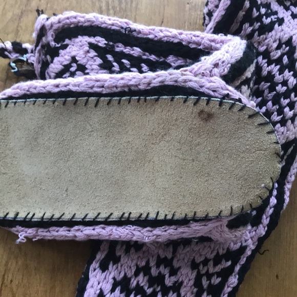 Hand made Stitched boot style slippers - Picture 5 of 7